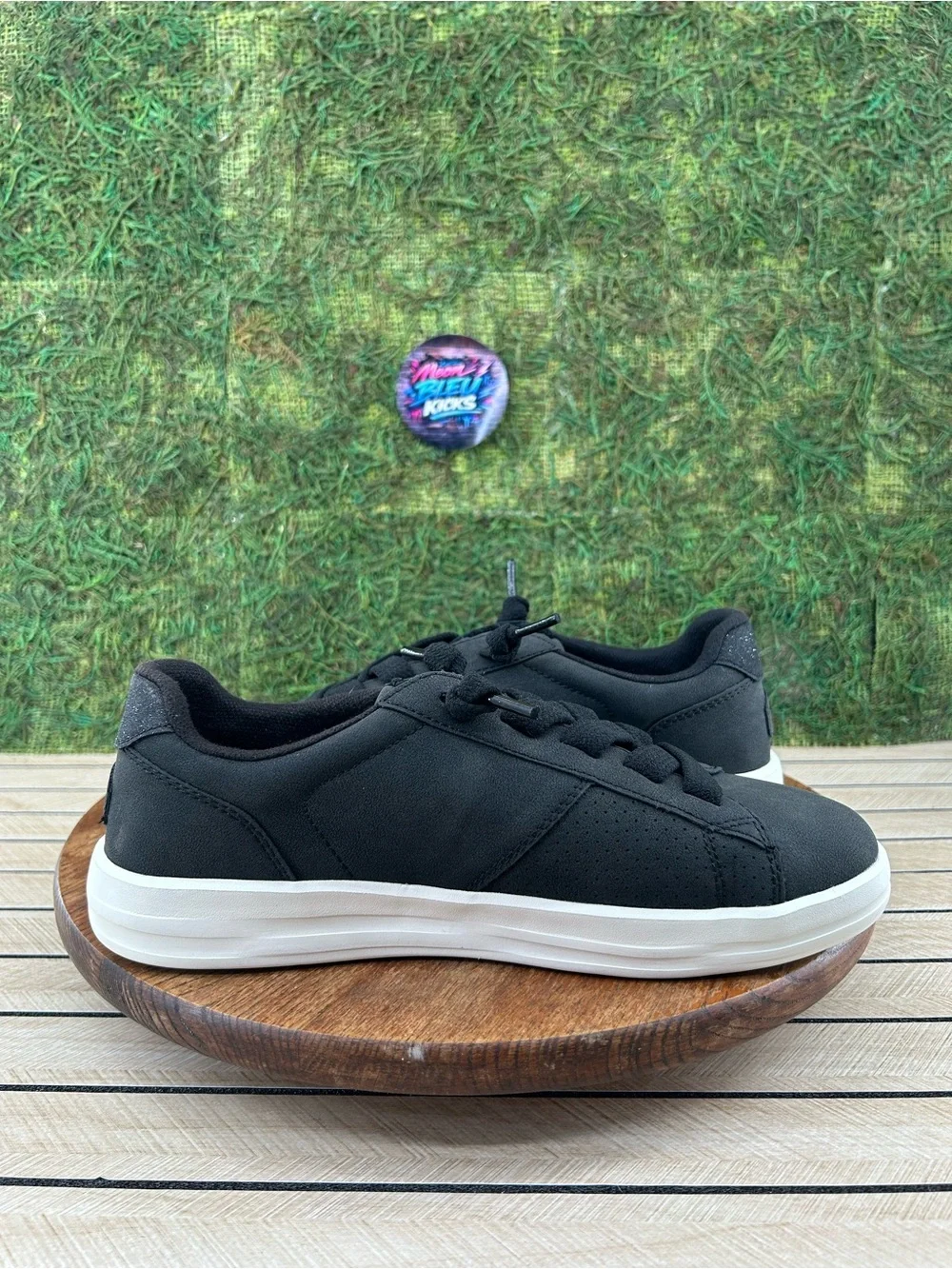 HEYDUDE WOMENS KARINA DUO CLASSIC SNEAKER